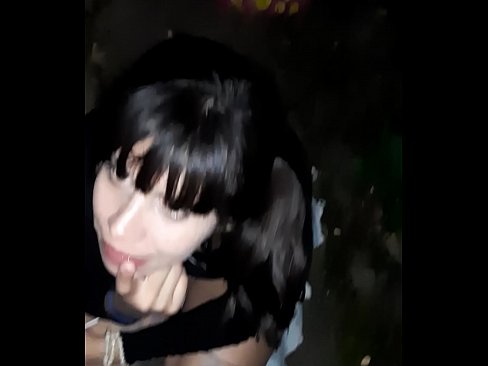 ❤️ Na ulici opuchnutý penis výmenou za cukríky ❤ Sex video na nás ❌